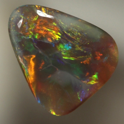 SOLID SEMI BLACK OPAL Rolling flashes of bright fire